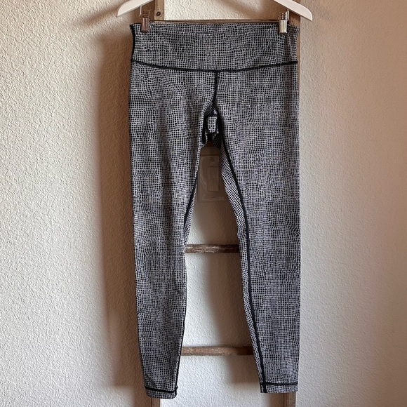 Lululemon Wunder Under Pant lll in Fall Net sz: 10 - Picture 5 of 11